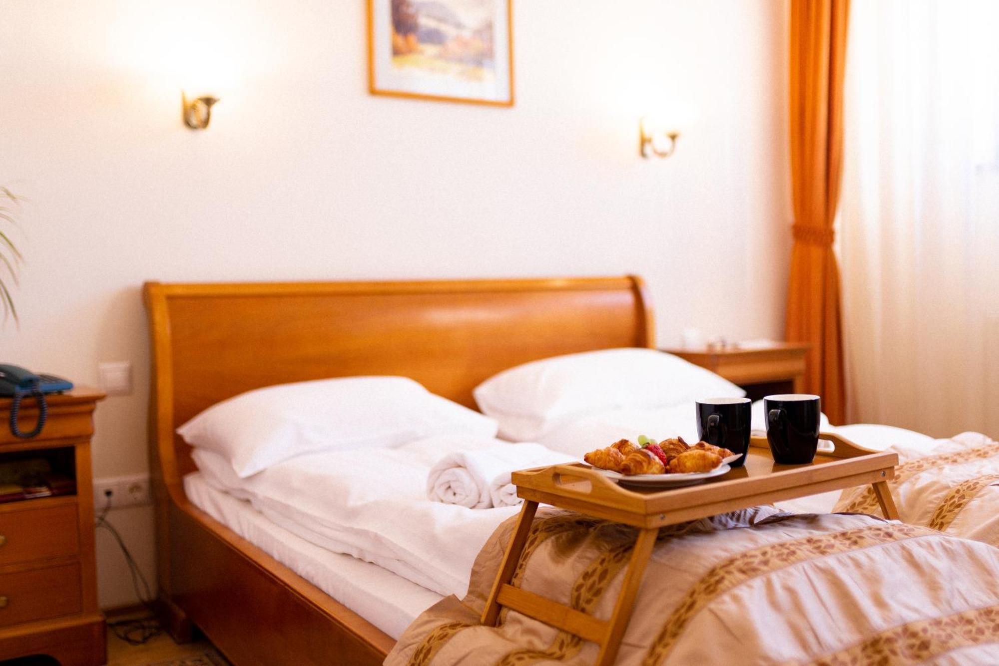 Septimia Hotels & Spa Resort Одорхею-Секуйеск Экстерьер фото